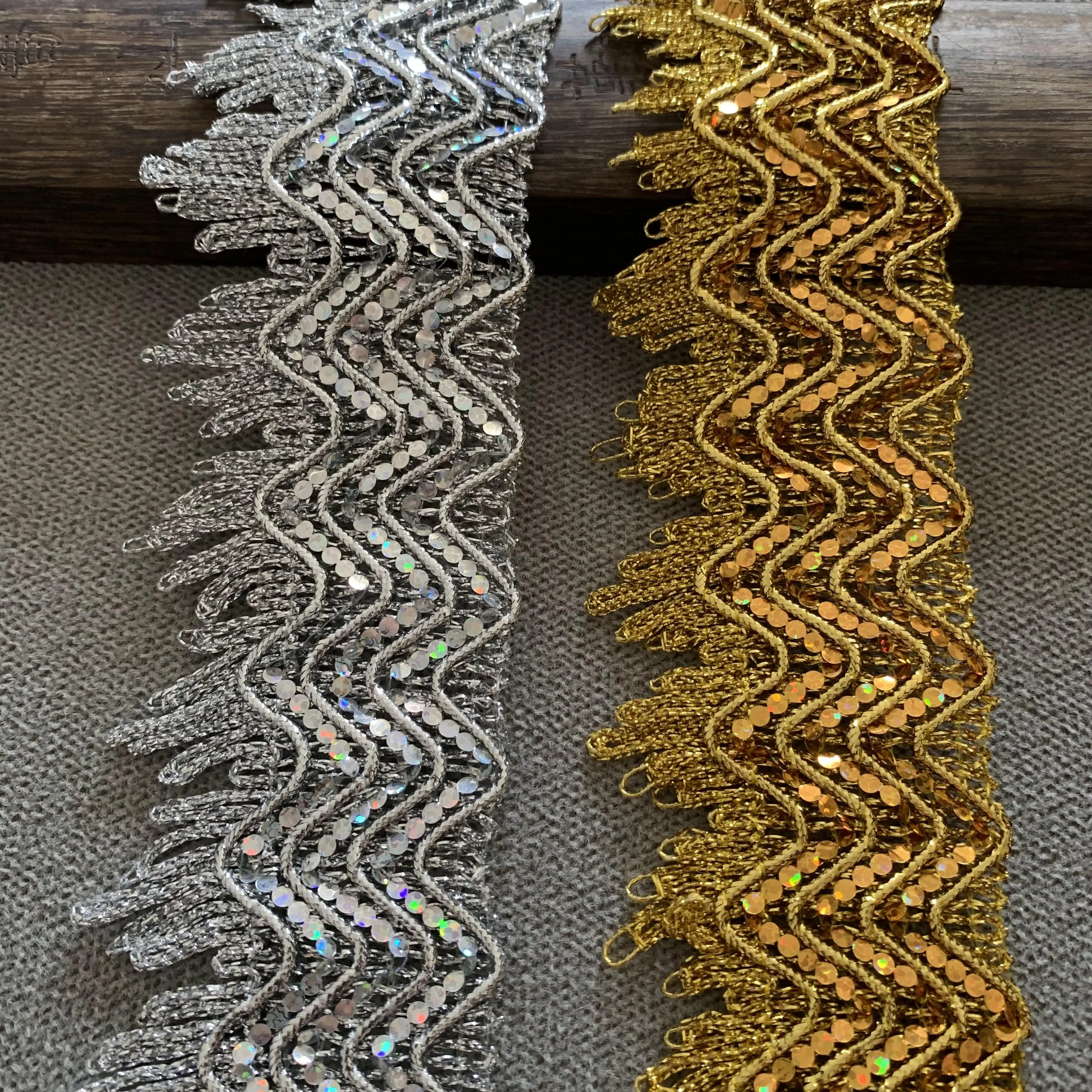 Tassel Fringe Trim - 4 m/13,12 piedi per confezione, bordo