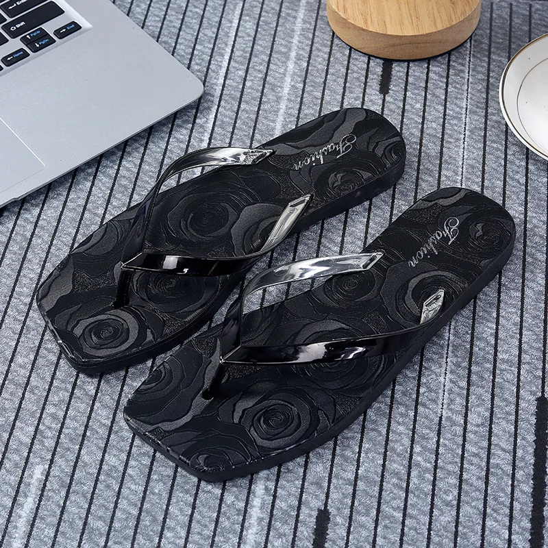 ​Rosette Detailing Flip-Flops Refinished Metallic Slender Straps Contoured Arch Support Flex-Groove Sole Resort Footwear
