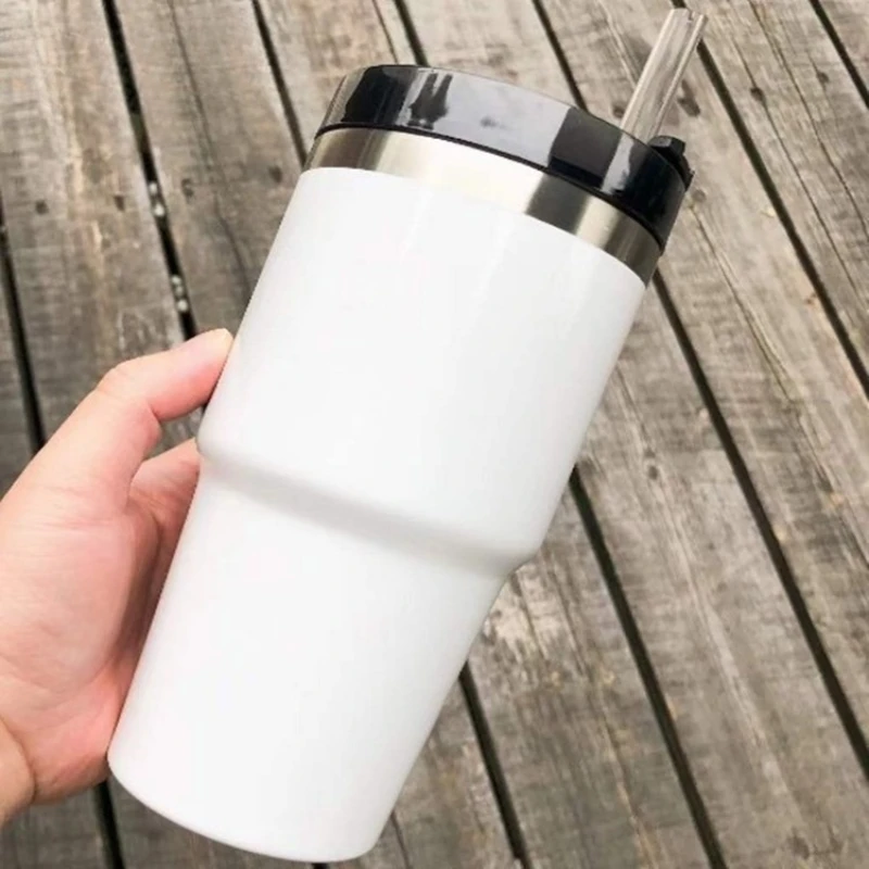 20OZ 304 Tazza isolata in acciaio inossidabile Tazza da viaggio per caffè in paglia di grande capacità Conservazione del freddo e del calore Tazza per auto Thermos Bicchiere