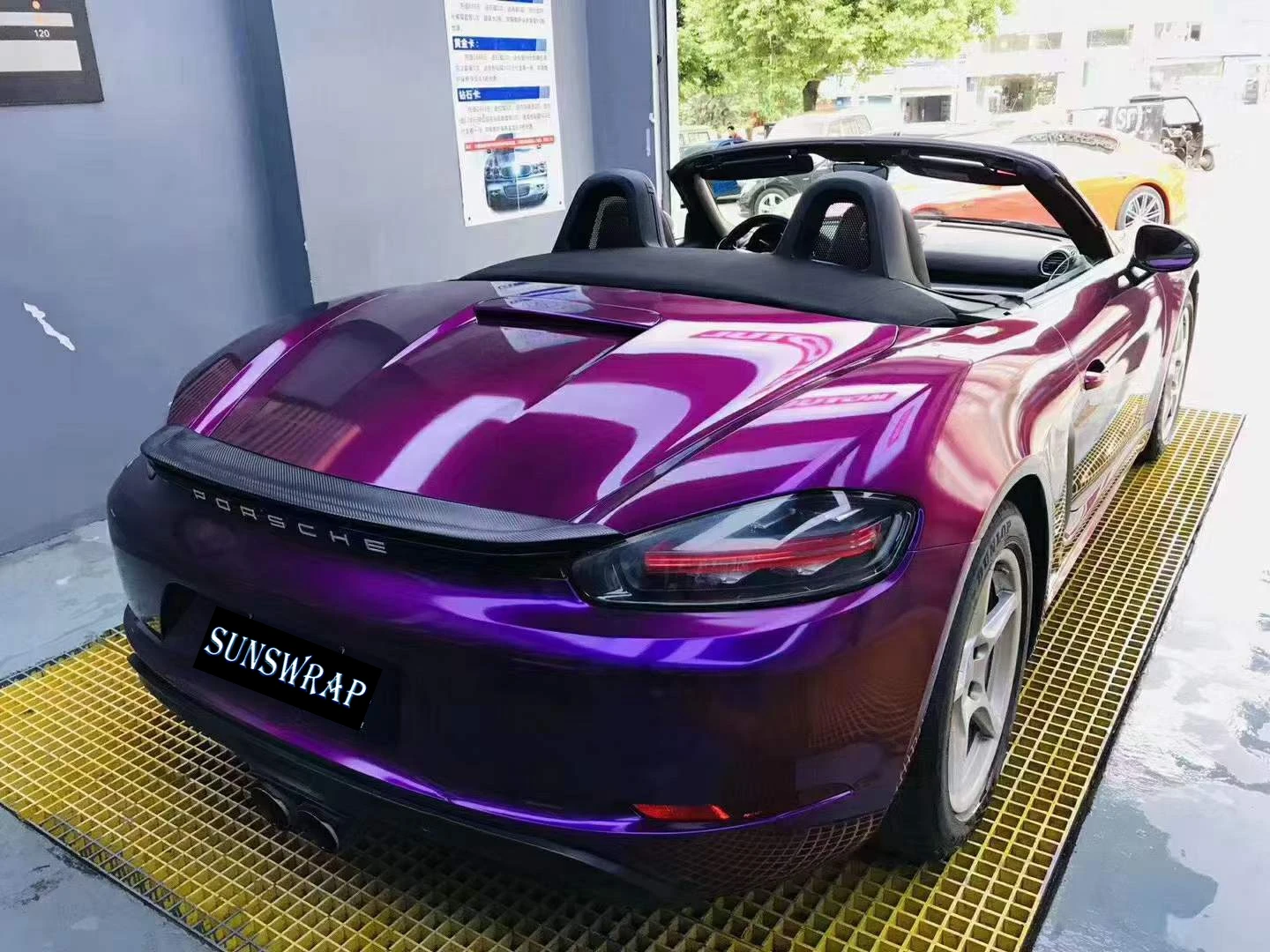 

2025 Top Quality Super Bright Metal Purple Gloss vinyl Bubble-free Car Color Changing Film High Gloss PVC Sticker 5x59ft/roll