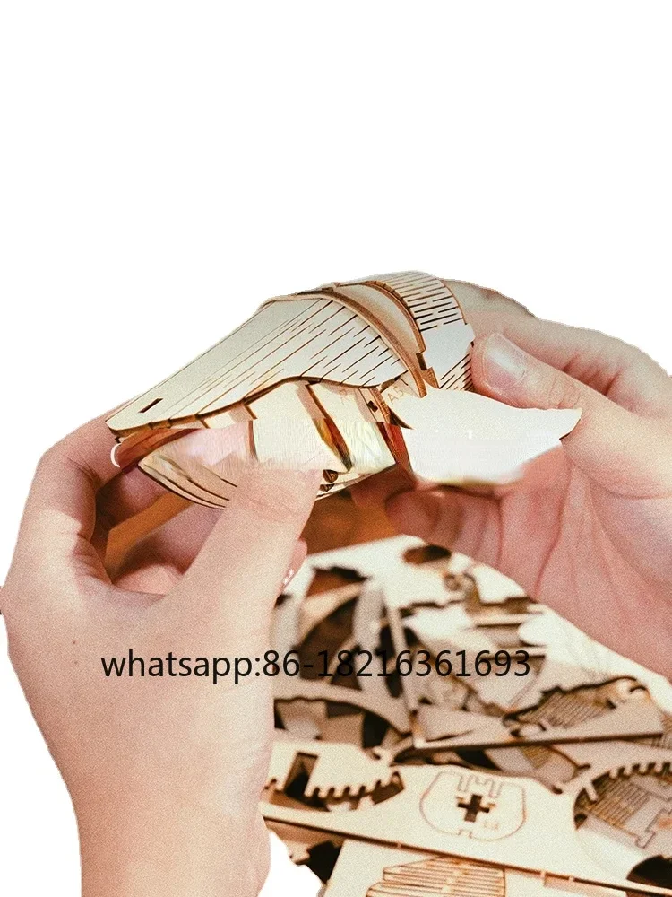 

Gift Girl Solid Wood Hand Shake Whale Music Box Assembly Decoration