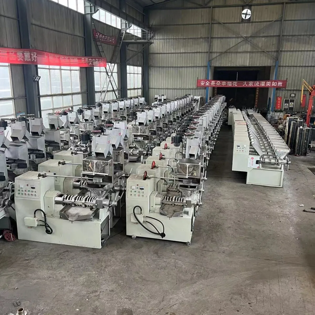 Small Household Fully Automatic Spiral Hot And Cold Dual-Use Mill Oil Press Machine For Various Vegetable Oils