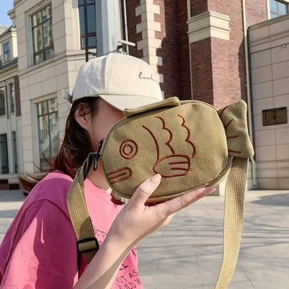 Cute Canvas Messenger Bag Creative Cartoon Embroidery Fish Shape Bag Portable with Shoulder Strap Zippered Small Purses