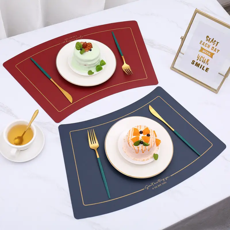 1/4/6/10 Stück Tischsets in Fächerform, aus Kunstleder, für Küche, Innen- und Außenbereich, Weihnachtsdekoration