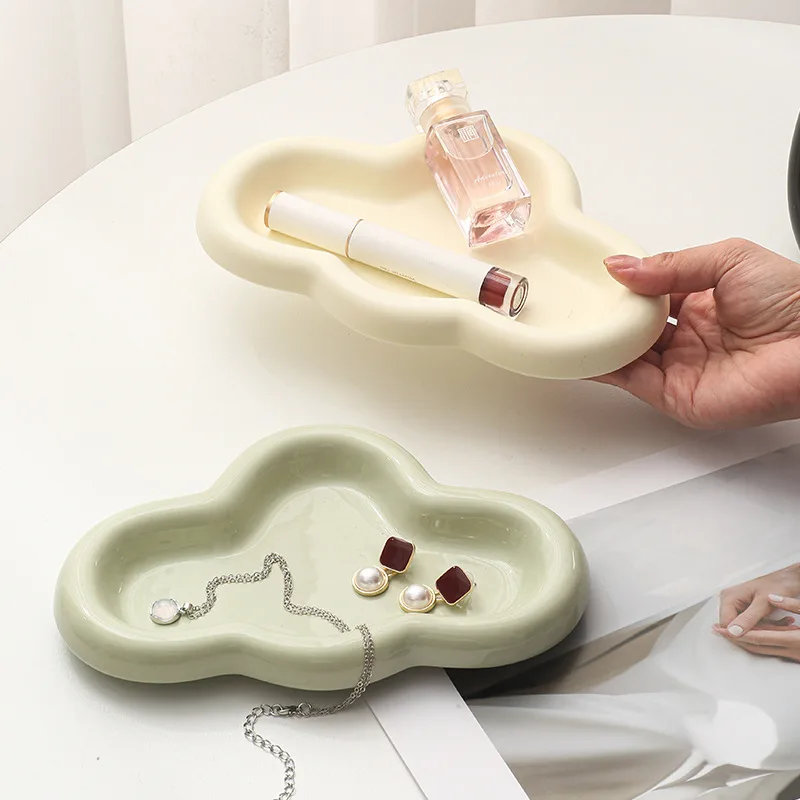 Nordic Fengyundong jewelry tray T-shaped irregular cream cloud storage tray ceramic tray storage