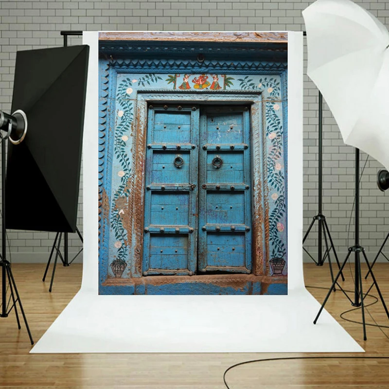 Premium vintage background big blue door and rust flower door curbstone wall top vinyl background cloth family portrait party ph