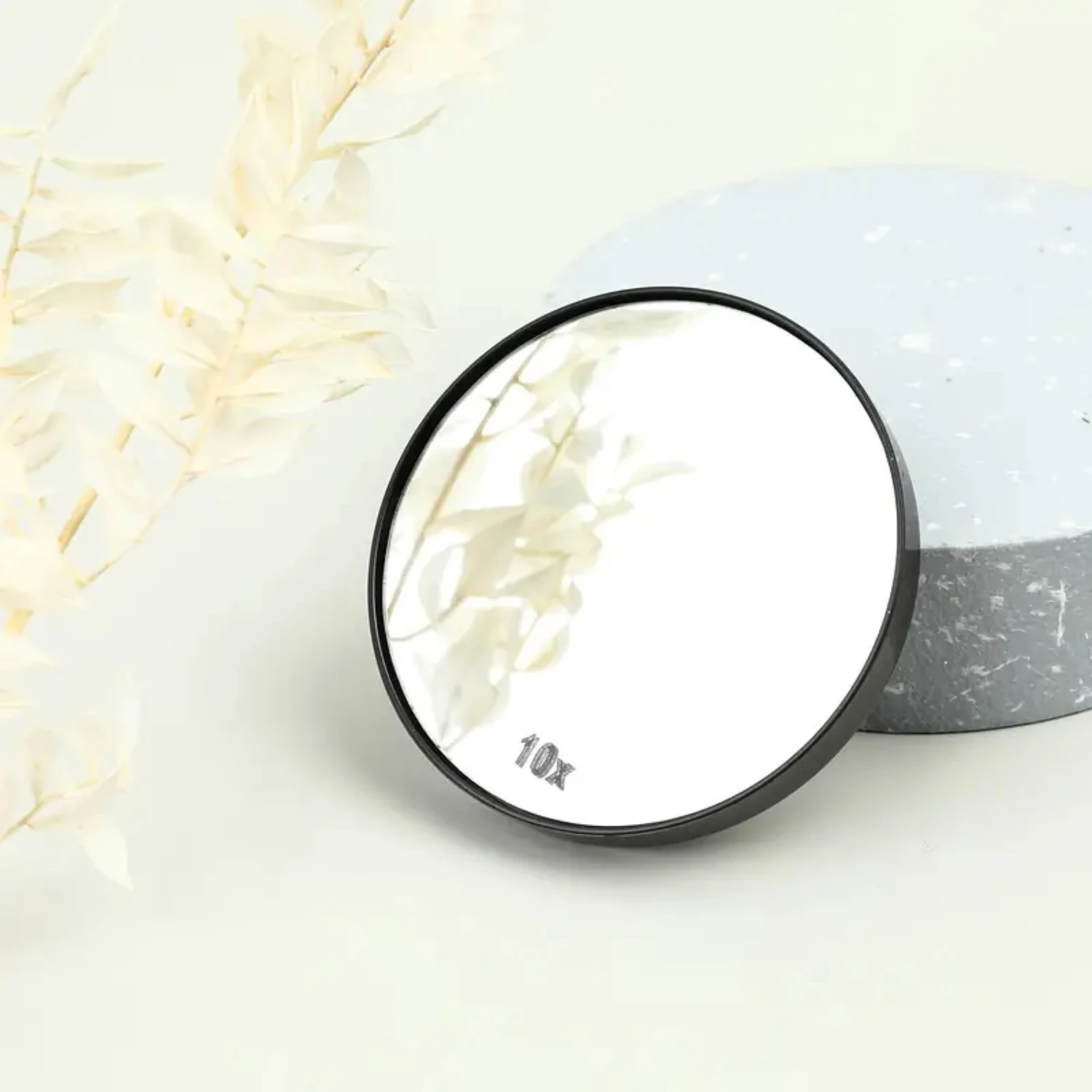 Miroir de maquillage rond grossissant essentiel 10X pour un rasage impeccable à l'absorption cosmétique du visage à la maison ou en voyage