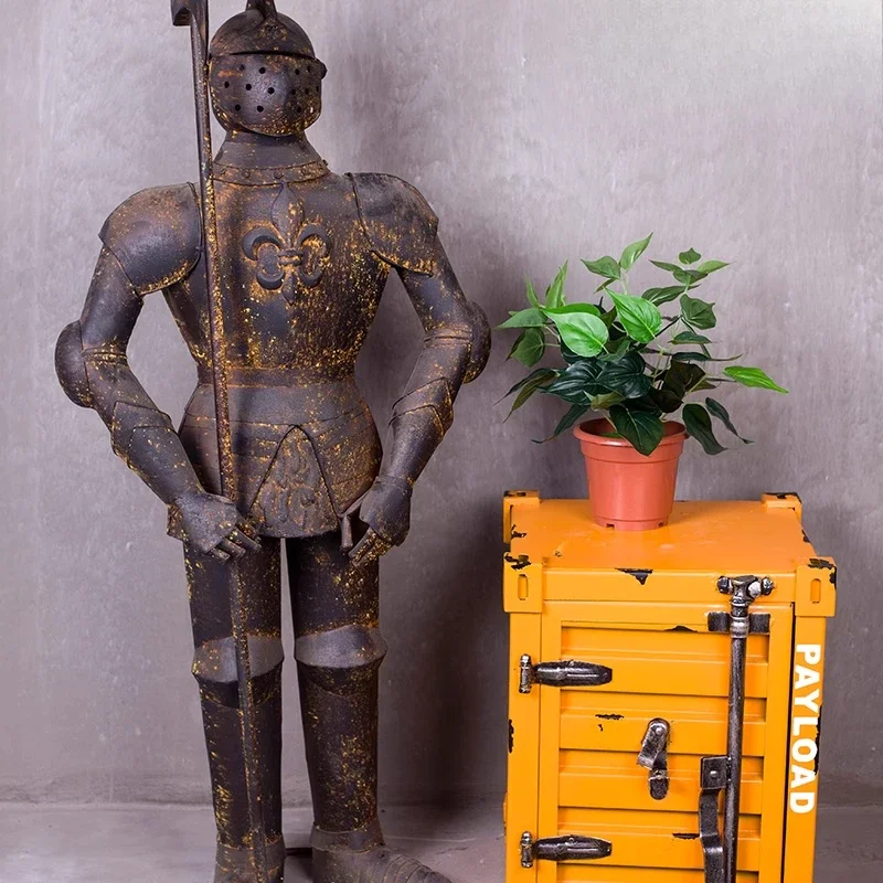 Nordic Park Character Ornament Tin Man Armor Soldier Garden Ornament Entrance Art Ornament