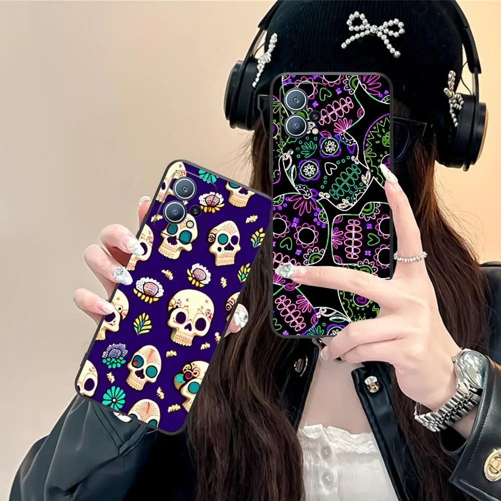 Skull Flowers Paint…