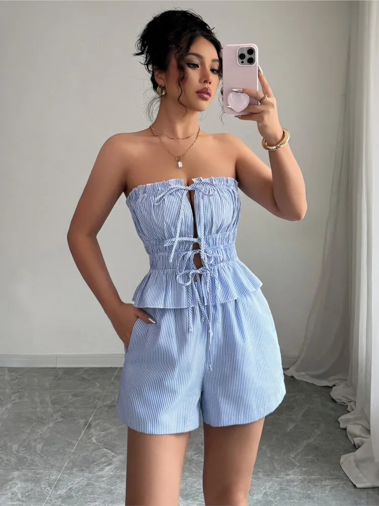 

2026 Повседневные топы, комплект из 2 предметов для женщин, наряды из двух предметов, новые одинаковые комплекты, шорты, полосатые груди, на шнуровке, без рукавов