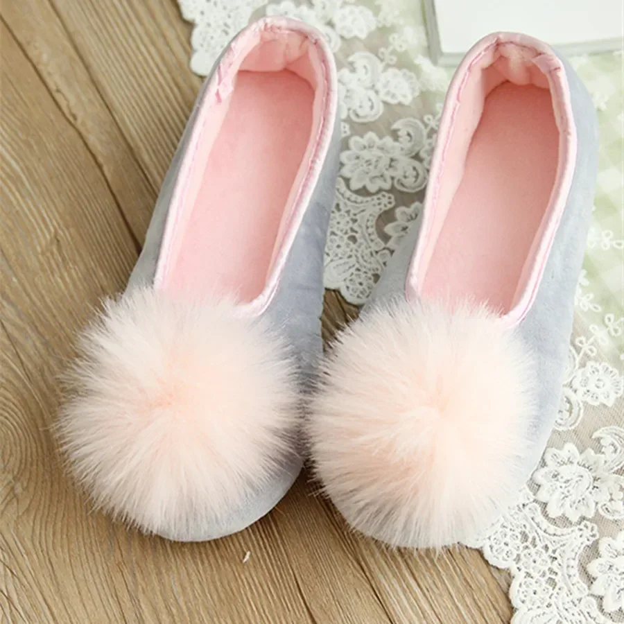 Hot Sale Women Indoor Wear Shoes Home Slippers Sweet Looking Two Colors Spring Autumn Wear Fashion Style Comfortable Wear