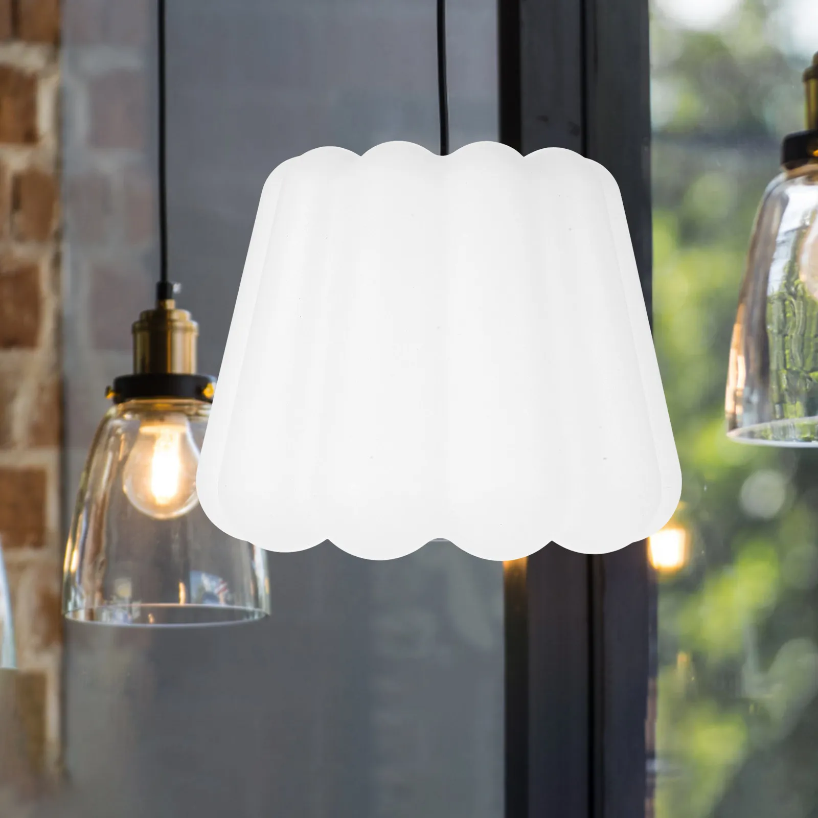 Acrylic White Puddi…