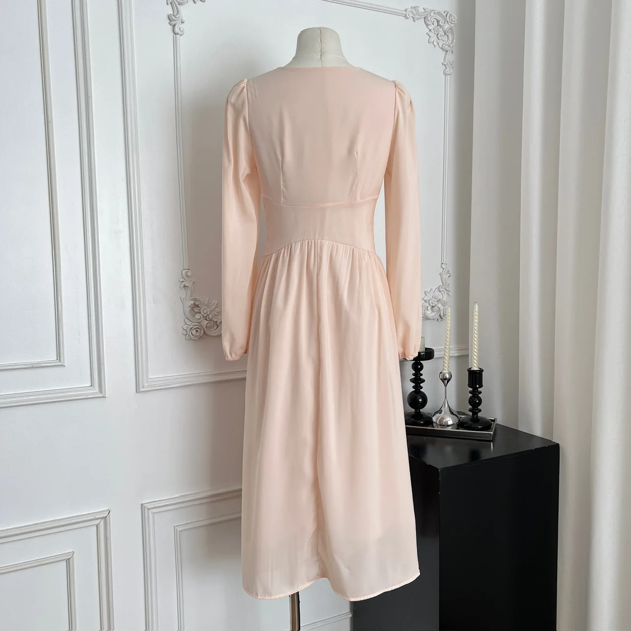 Vestido de noche ligero de estilo francés de otoño, vestido largo de encaje con cuello en V y diamantes de imitación, bata Formal elegante para ocasión, novedad de 2025