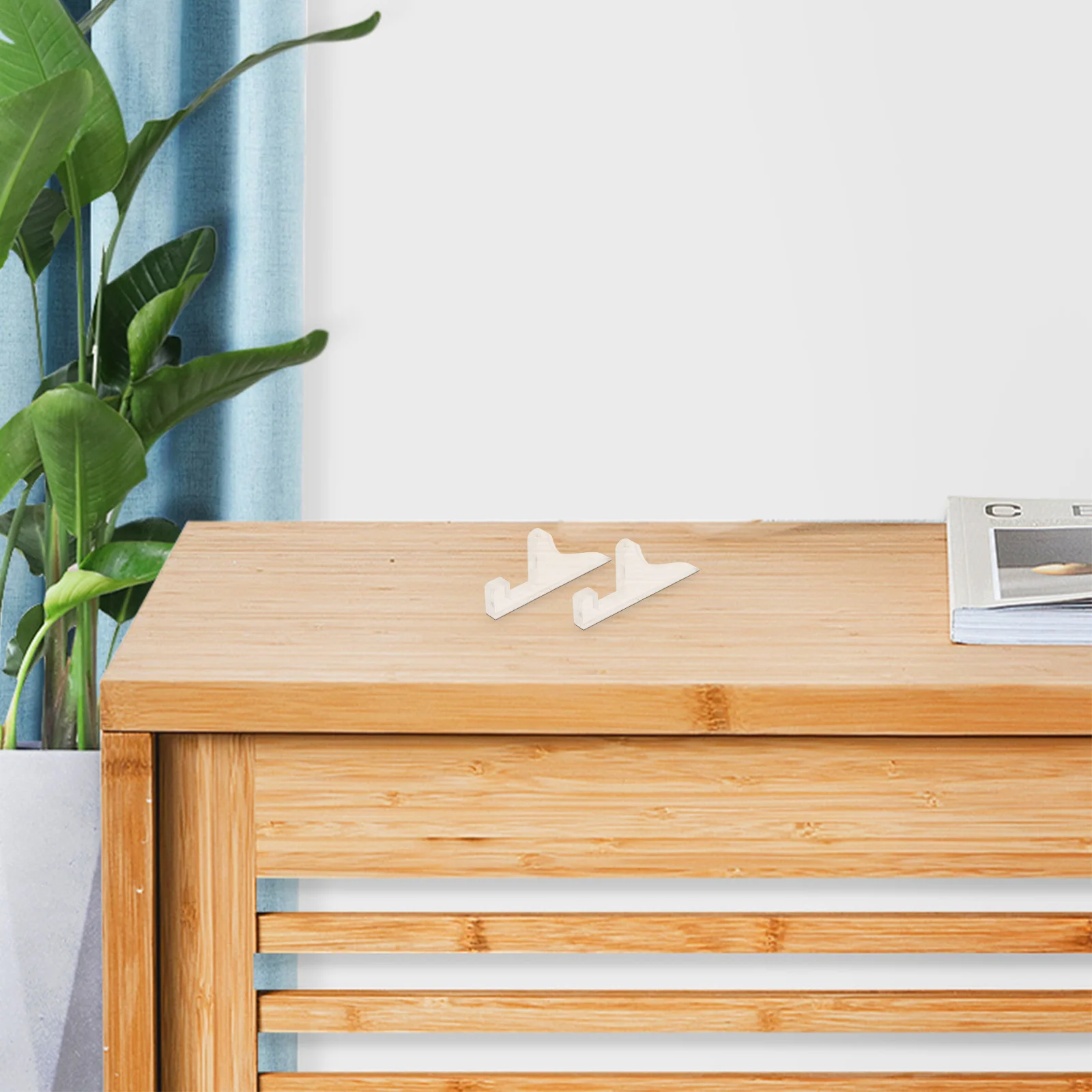 

2Pcs Clear Acrylic Photo Frame Stand Transparent Display for Desk Tabletop Certificates Awards Modern Elegant Holder Organizer