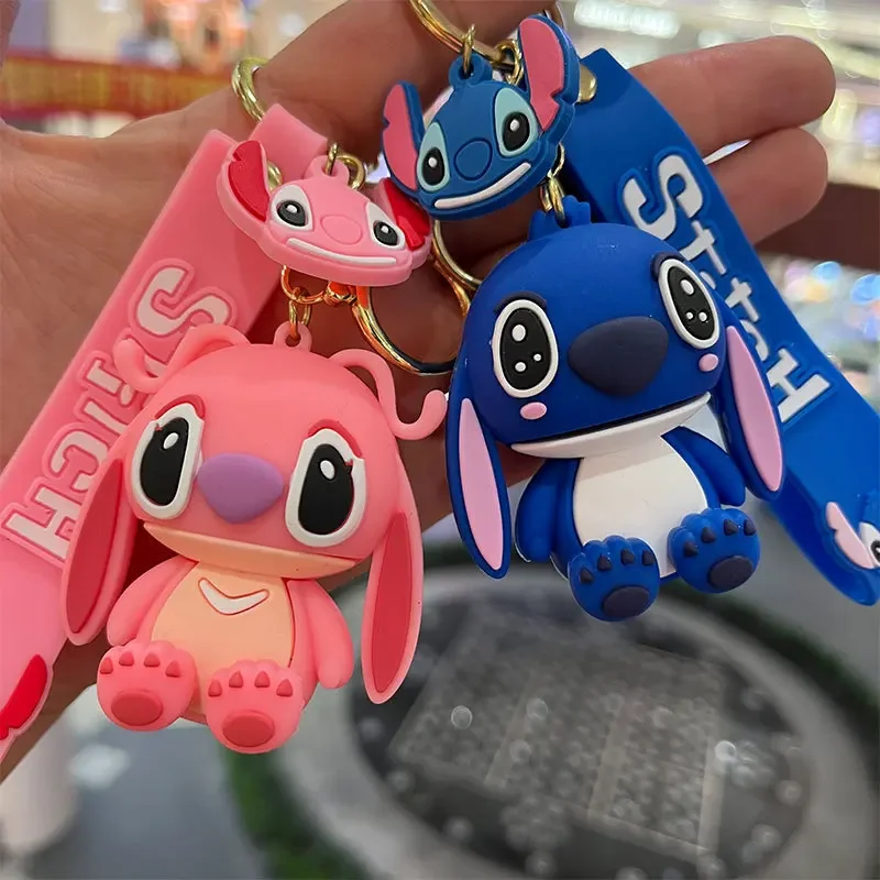 Disney Cartoon Cute Lilo & Stitch portachiavi con ciondolo in Silicone per donna uomo Fans Kawaii Scrump Angel portachiavi per zaino chiavi per auto