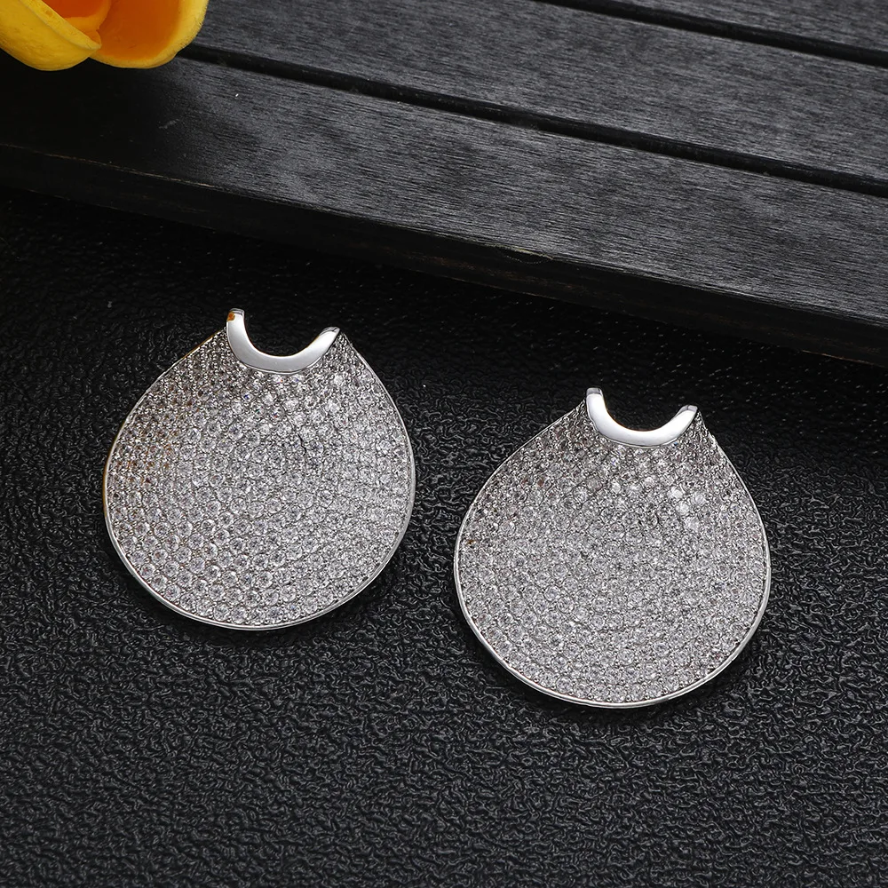 

HIBRIDE High Jewelry Simple Round Zircon Fine Glitter Earrings Women's Everyday Jewelry for Wedding Prom Travel Gifts E291