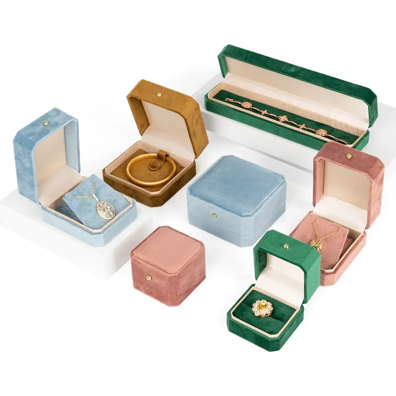 Wholesale Octagon Velvet Jewelry Box Ring Earring Necklace Bracelet Pendant Luxury Jewellery Packaging Display Case