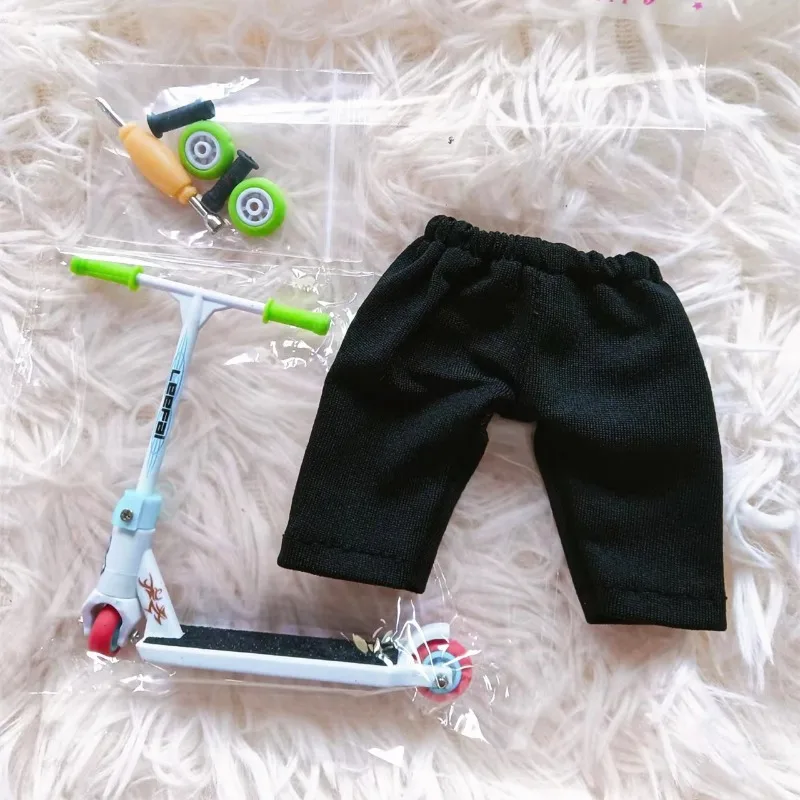 Finger Scooter Tech Skateboards Mini Skate Park Ramp Sets Finger BMX Fingertip Bikes Fingerboard Extreme Sport Deck Novelty Toys