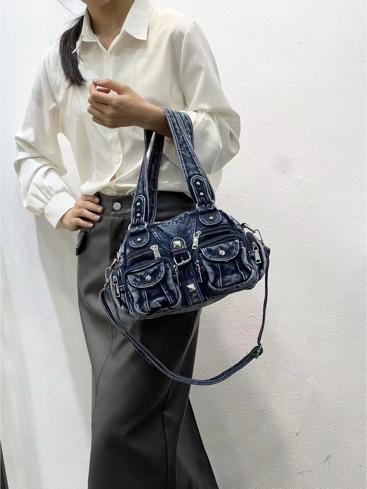 Millennium Spicy Girl Underarm Motorcycle Bag Multi-Pocket Sweet Cool Casual Single Shoulder Bag Retro High-End Women's Bag
