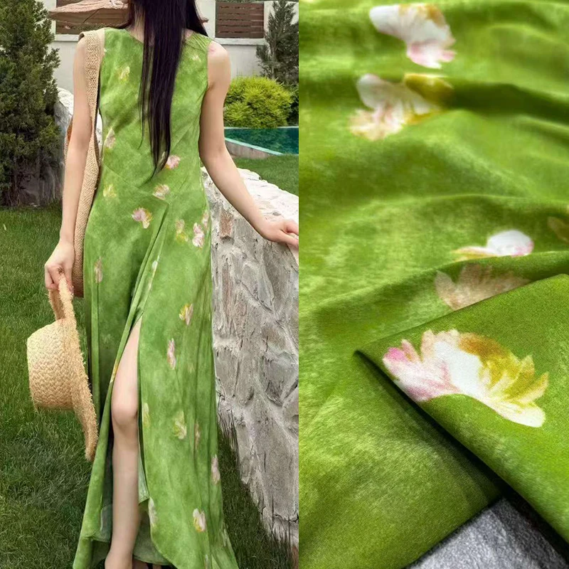 Floral Printed 18MM Grass Green Silk Crepe de Chine Fabric for Summer Dress Pants Four-season Pajamas DIY Sewing Material R7129