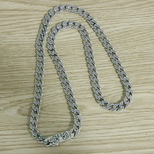 

S925 sterling silver fashionable and trendy jewelry for men, personalized Thai silver vintage necklace, collarbone chain, single