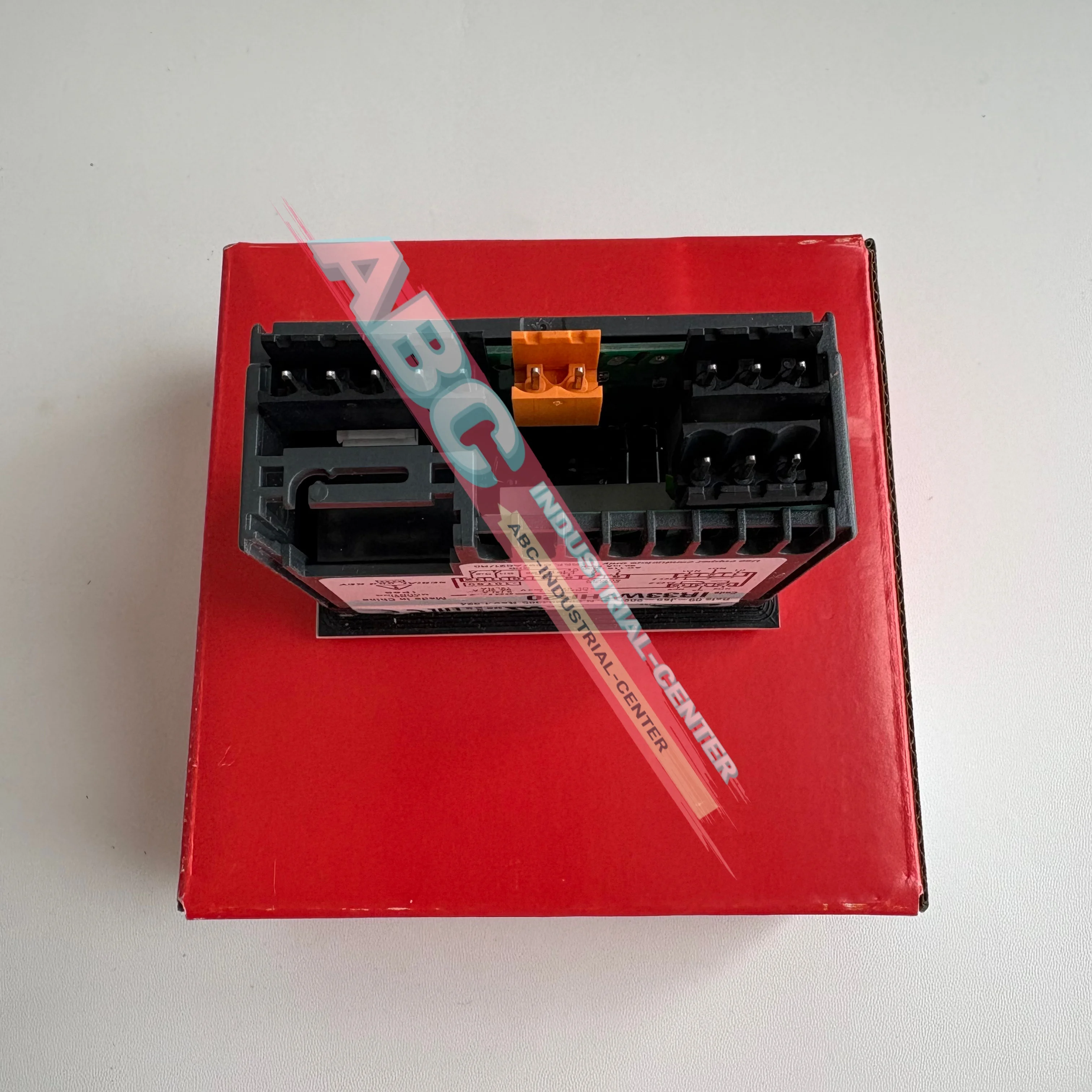 

New original IR33W7HR20 Temperature controller