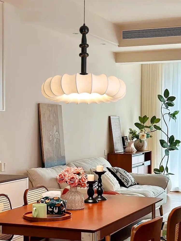 

Silk living room pendant light creative French retro homestay study dining room bedroom pumpkin pendant light