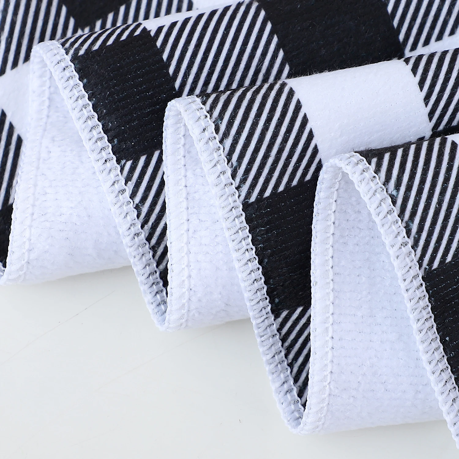 1/2/4 pcs Black and White Checked Sunflower Pattern Microfiber cleaning Household Cloth, kitchen decoration, tableware wiping