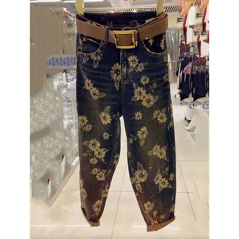 กางเกงยีนส์ทรงตรงพิมพ์ลายสไตล์เรโทรใหม่สำหรับผู้หญิง ฤดูใบไม้ผลิและฤดูใบไม้ร่วง ทรงหลวม สไตล์โจ๊กเกอร์ ฮารุน  กระดุมซิป  ใส่สบาย ลำลอง