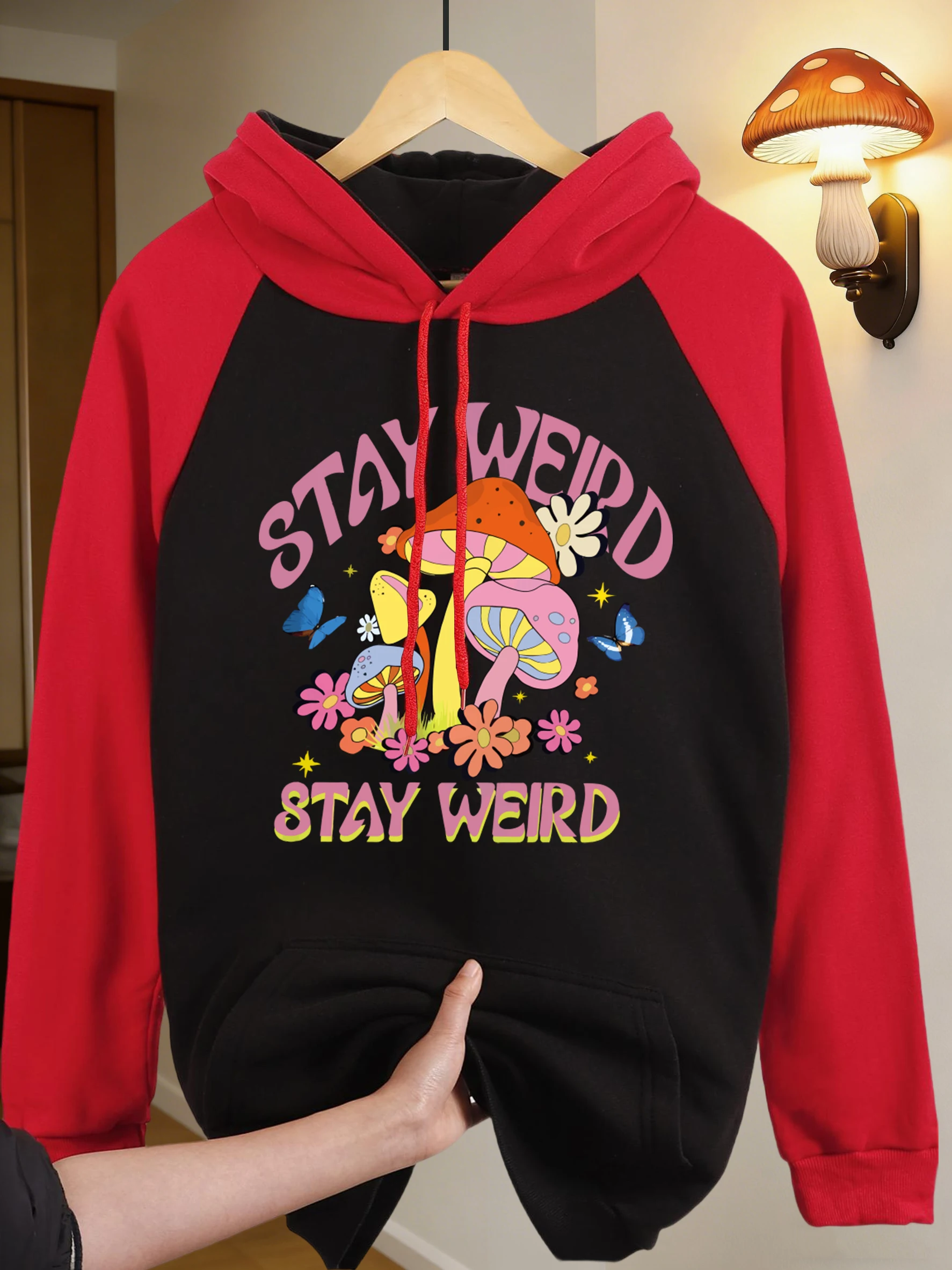 

Женская толстовка-реглан с принтом грибов и цветов Stay Weird, осенняя, оверсайз, модная, в стиле Y2K, винтажная, флисовая