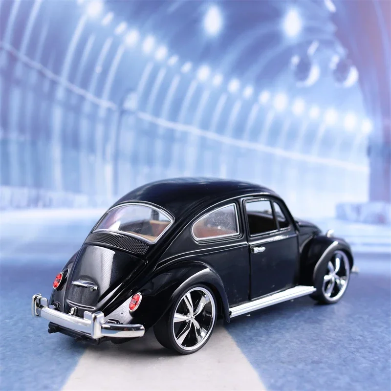 1:24 Volkswagen Beetle Classic Car High Simulation Diecast Car Metal Alloy Model Car Decoration Display Collection Gifts F459