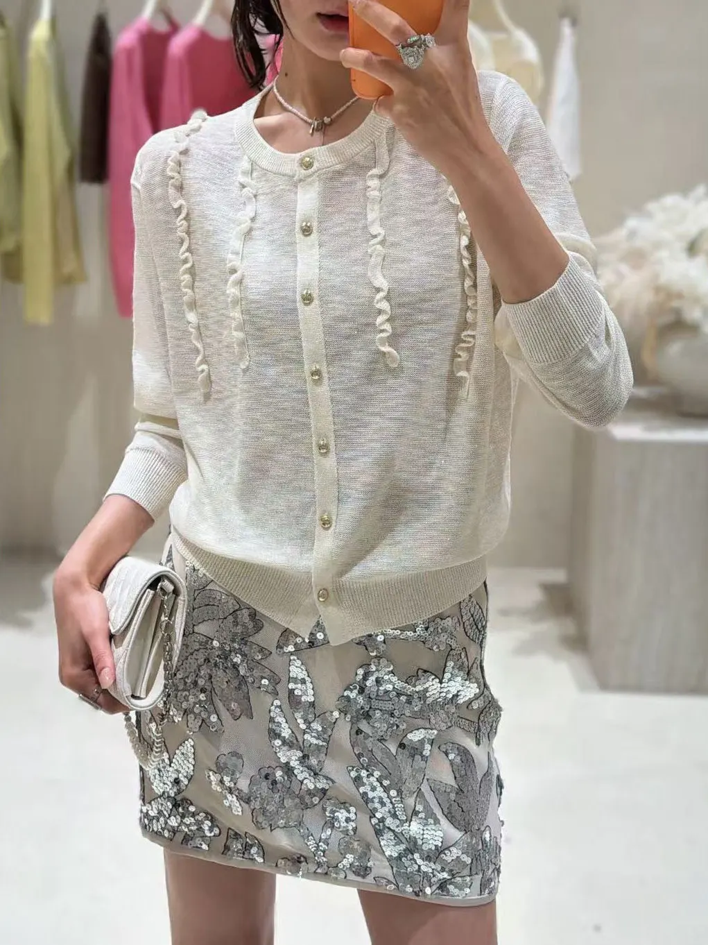 

Spring 2026 round Ne Knitted Cardigan Women's Faionable Sli Outerwear Versatile Top Button Wood ain Casual Sle