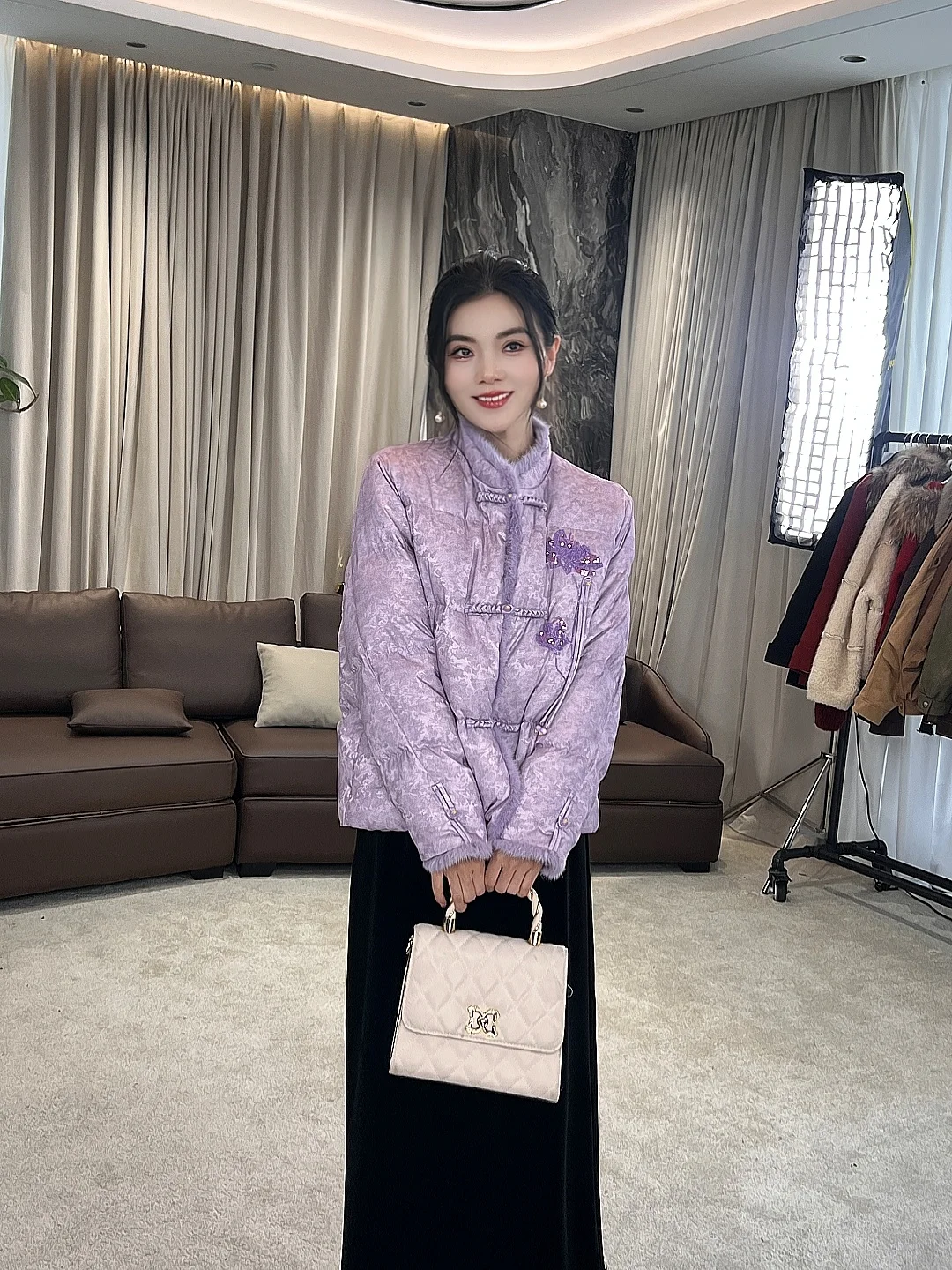 

Warm Heavy-Work New Year Embroidered Button down Coat by LA.eila Faionable Chinese Sle Women's down Jaet Long Sve