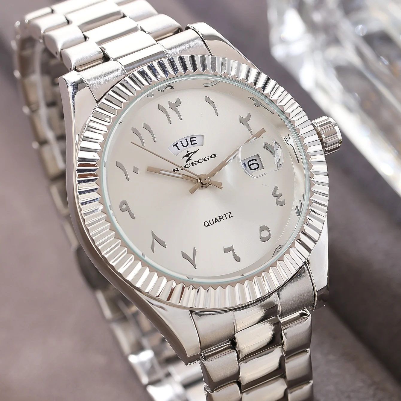 Fashion Sports Watches Men Business Stainless Steel Watchband Calendar Week Display Reloj Masculino Leisure Clock WristWatch