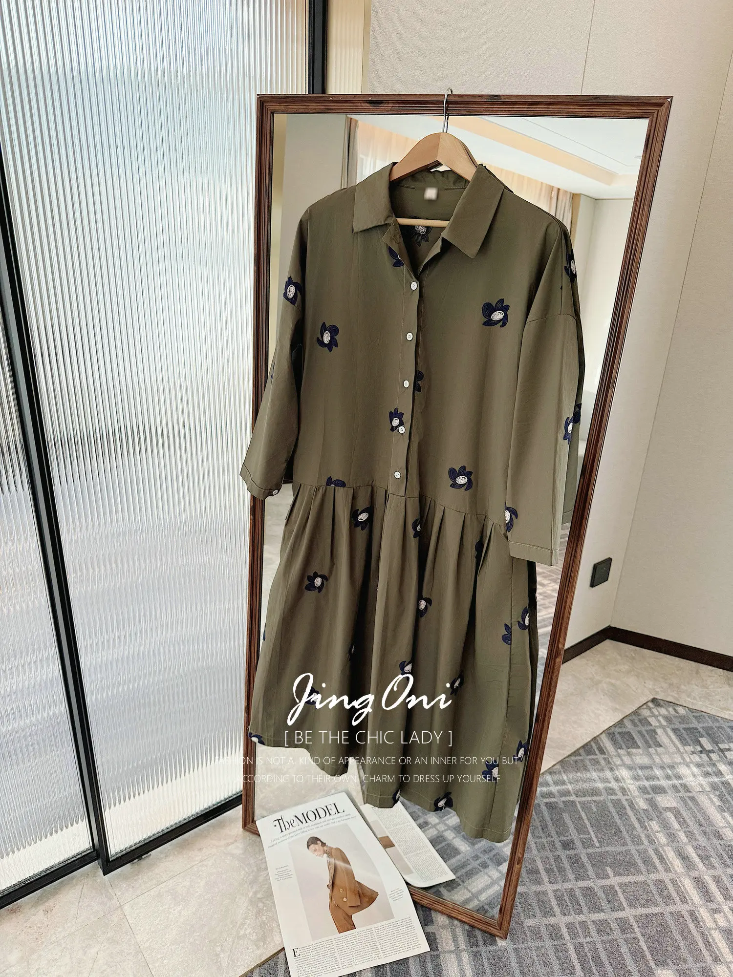 刺繍入り花柄ローブドレス レディース服 Y2K 2025 秋ファッションスタイル 新作 エレガント ロリータ パーティー 高級 長袖 ボヘミアンシャツ