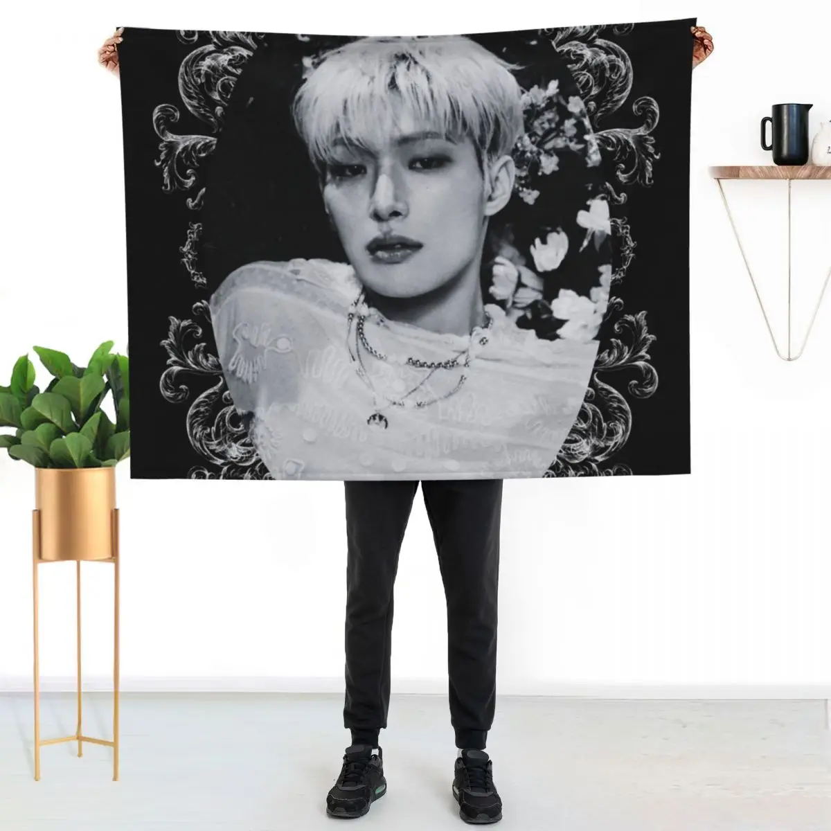 Mingi ATEEZ Throw Blanket Cozy Throw Blanket for Bed Sofa Chair