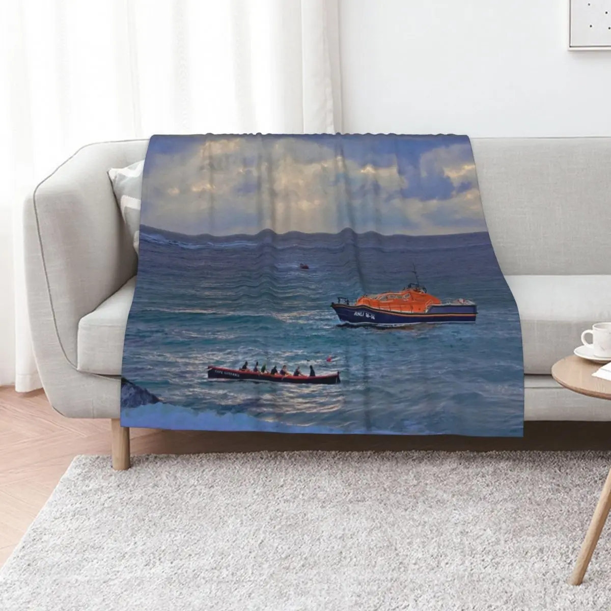 Lifeboats And A Gig Throw Blanket Summer Beddings Flannel Fabric Custom Nap for winter Warm Blankets