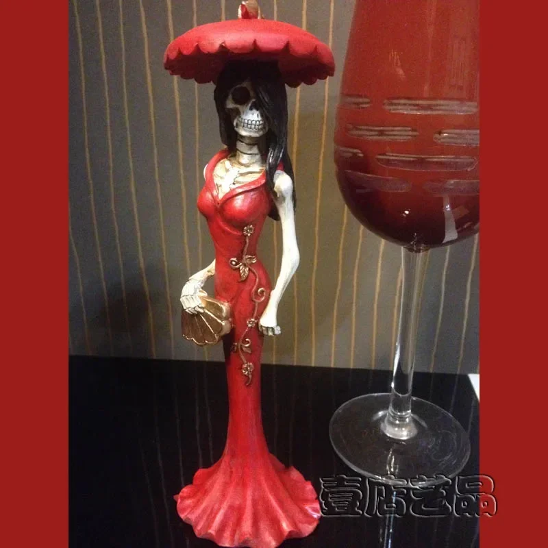 Resin Crafts Home Decorative North American Style Female Sexy Skull Girl Figurines Home Desktop Ornaments Gifts