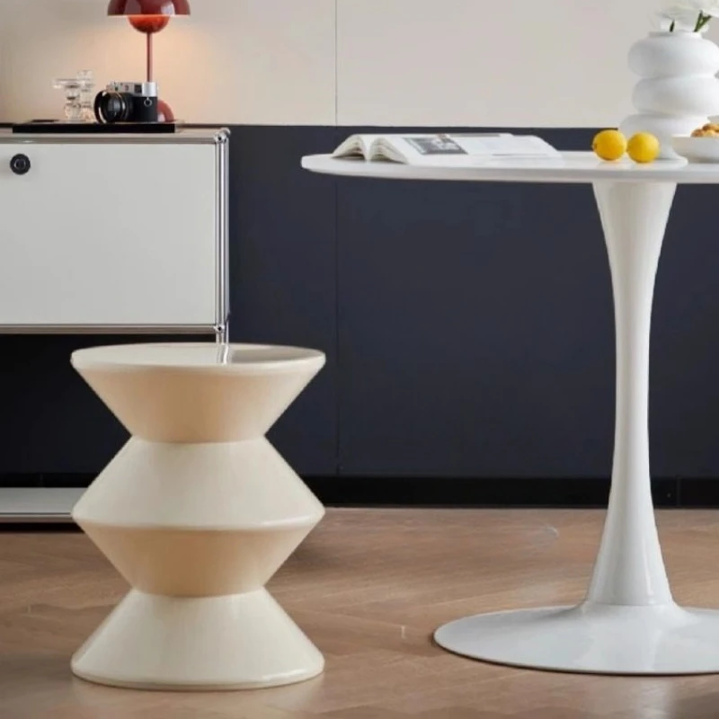 

Nordic hourglass stool creative designer plastic small stool modern minimalist high-end meuble de salons living room furniture