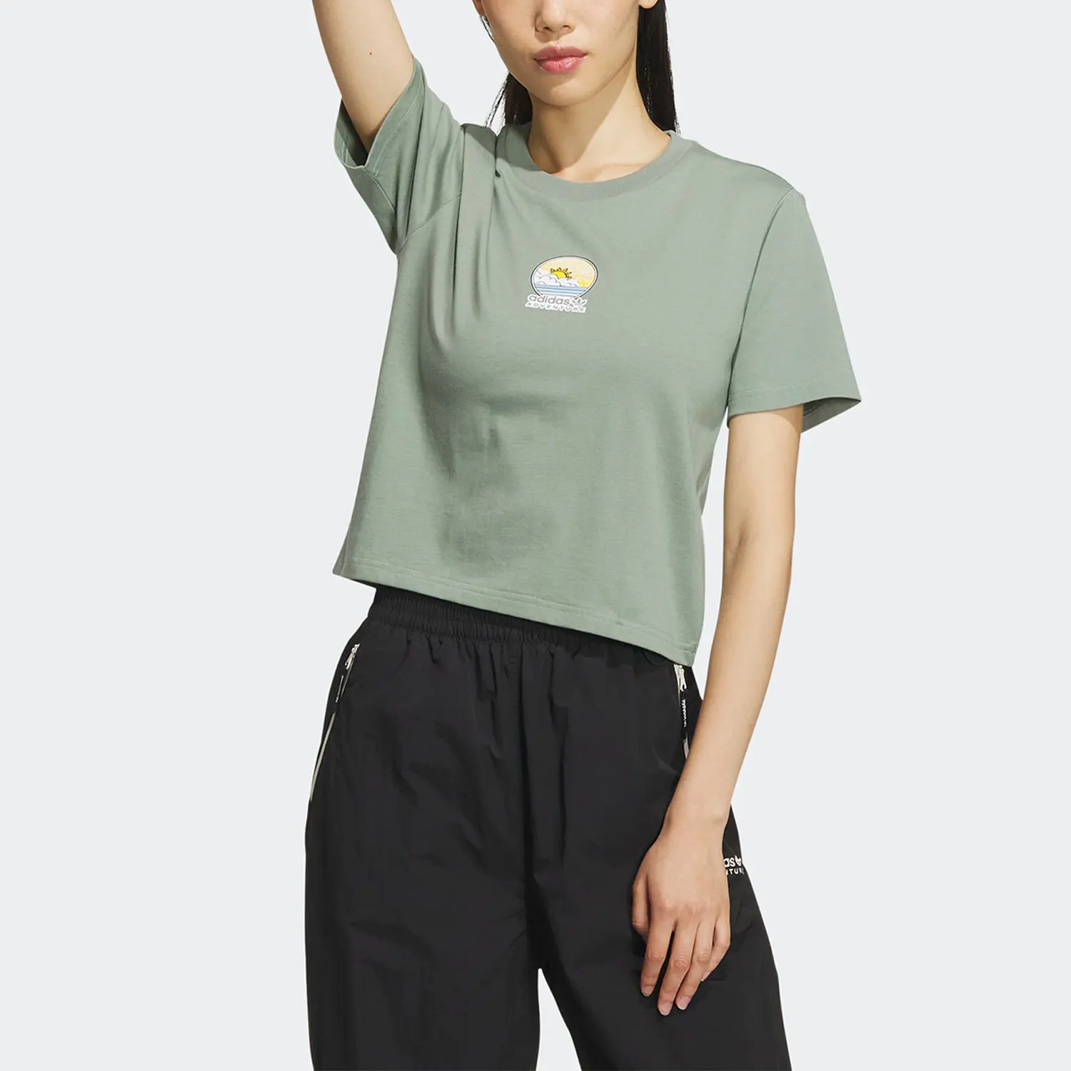 adidas-authentic-three-leaves-current-season-women's-sports-short-sleeve-t-shirt-ik8612
