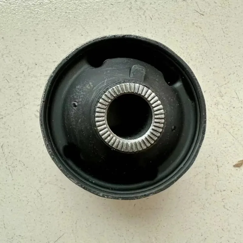 1pcs rear suspension arm bushing for Chinese CHANGAN CS75 14-20 SUV Auto car motor parts