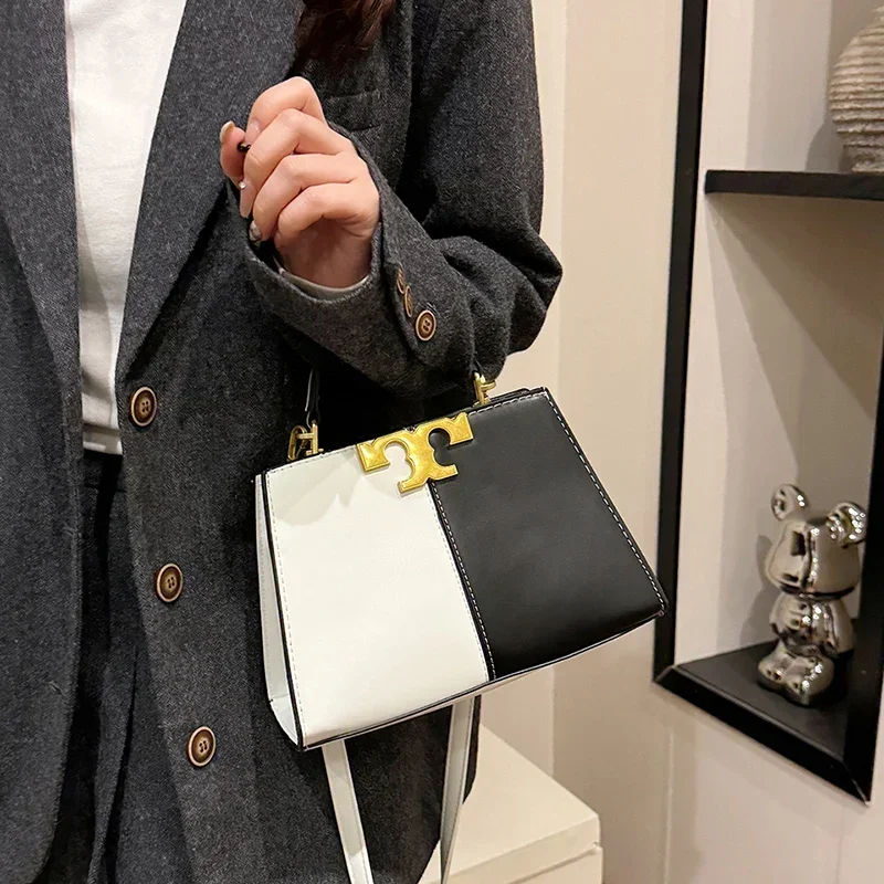 

Elegant Tote Crossbody Bag For Ladies Made Of High-Quality Leather Featuring Luxury Designer Signature Style