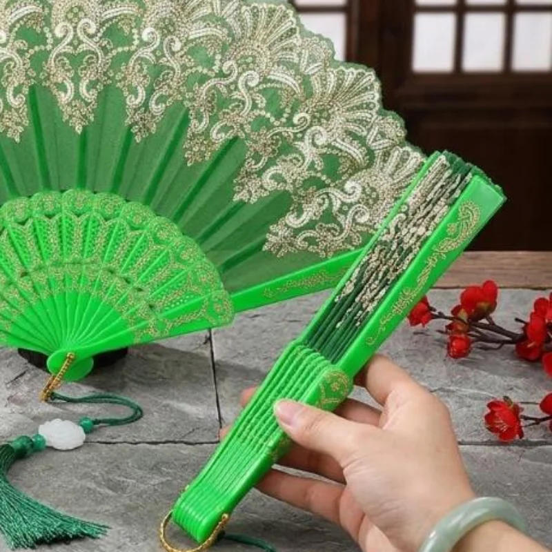 Elegant Folding Hand Fan Vintage Green Lace Gold Embroidery With Tassel Bridesmaid Gift for Wedding Ceremony