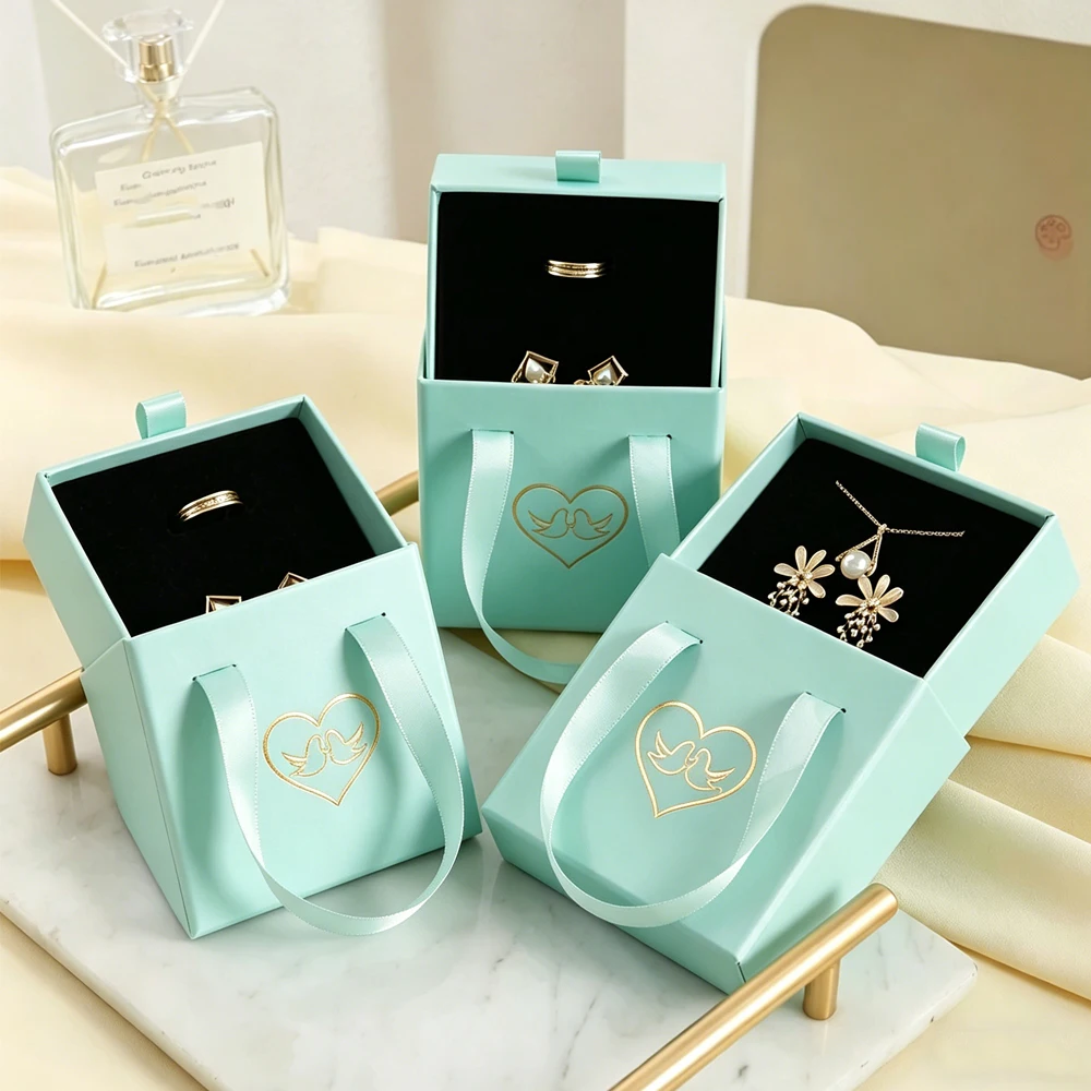 

24Pack Customized Logo Jewelry Gift Box Blue Kraft Portable Cardboard Boxes for Earrings Ring Keychain Necklace Bracelet Storage