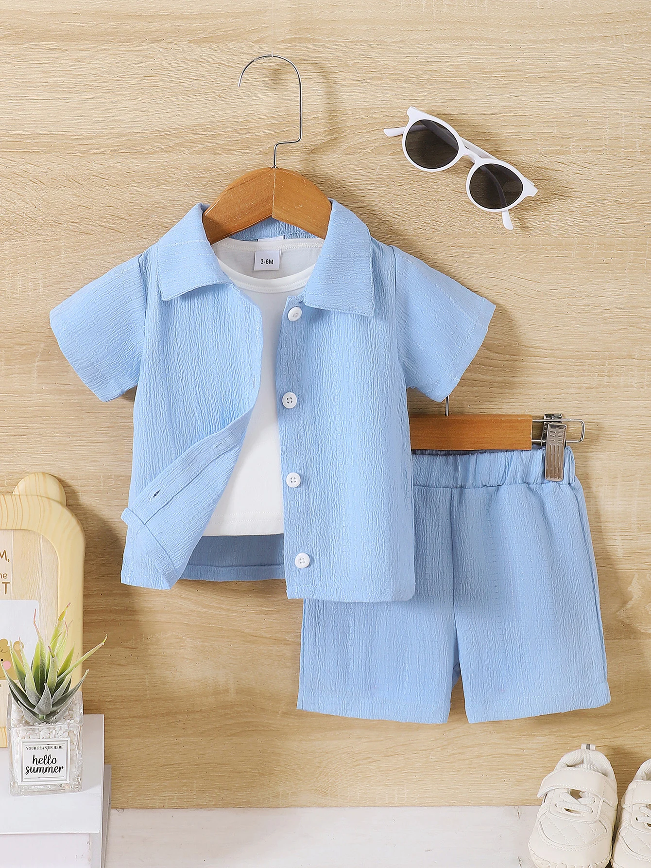 Knit Cardigan Infant - Sommer-Dreiteiler für Babys (Jungen): Hellblaue, plissierte