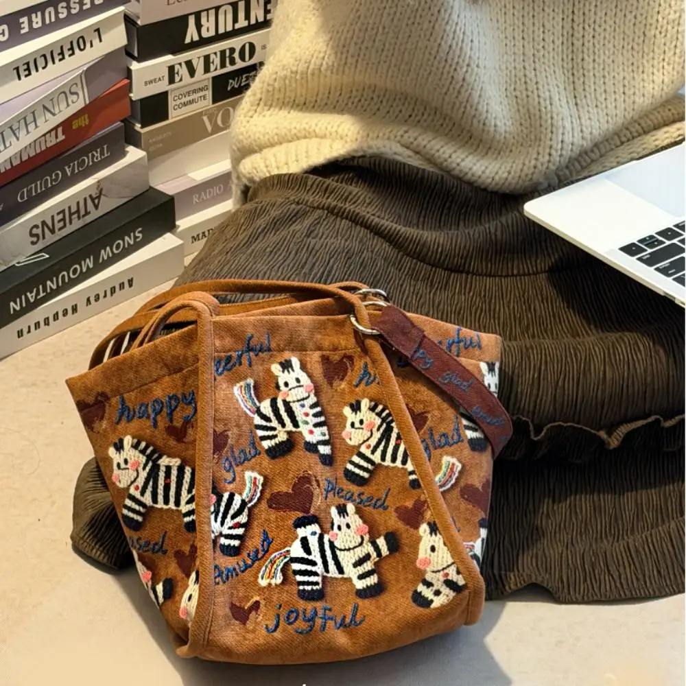 

Portable Casual Horse Tote Bag Pony Large Capacity Printed Shoulder Bag Korean Style Cute New Year Handag Travel