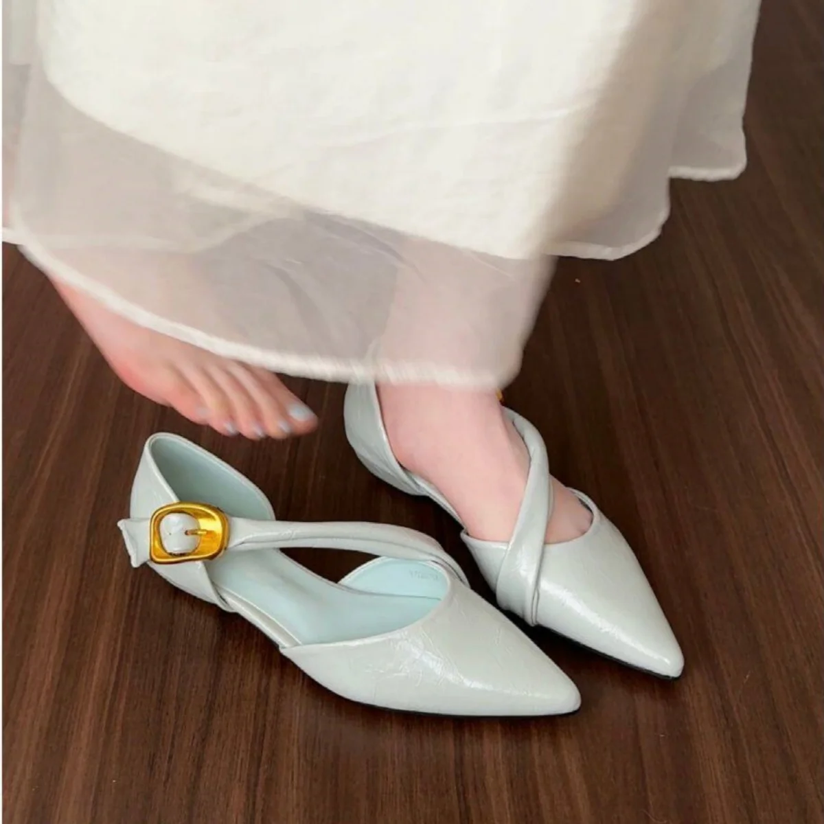 

Модные сексуальные туфли на высоком каблуке с металлической пряжкой, острый носок, дизайн в стиле сандалий на танкетке, для банкетов