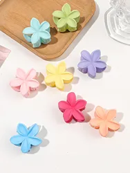 8 Pcs Multicolor Hawaiian Flower Hair Claw Clips for Women,Hair Pins for Thin Thick Hair,Nonslip,Beach Tropical Hair Accessories