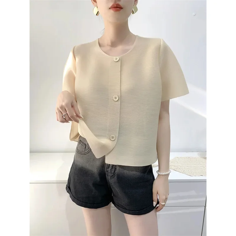 Miyake Top Women\'s Pleated T-shirt Short Jump Shirt 2024 Summer New Solid Color Single-Breasted Comfort and Casual Cardigan