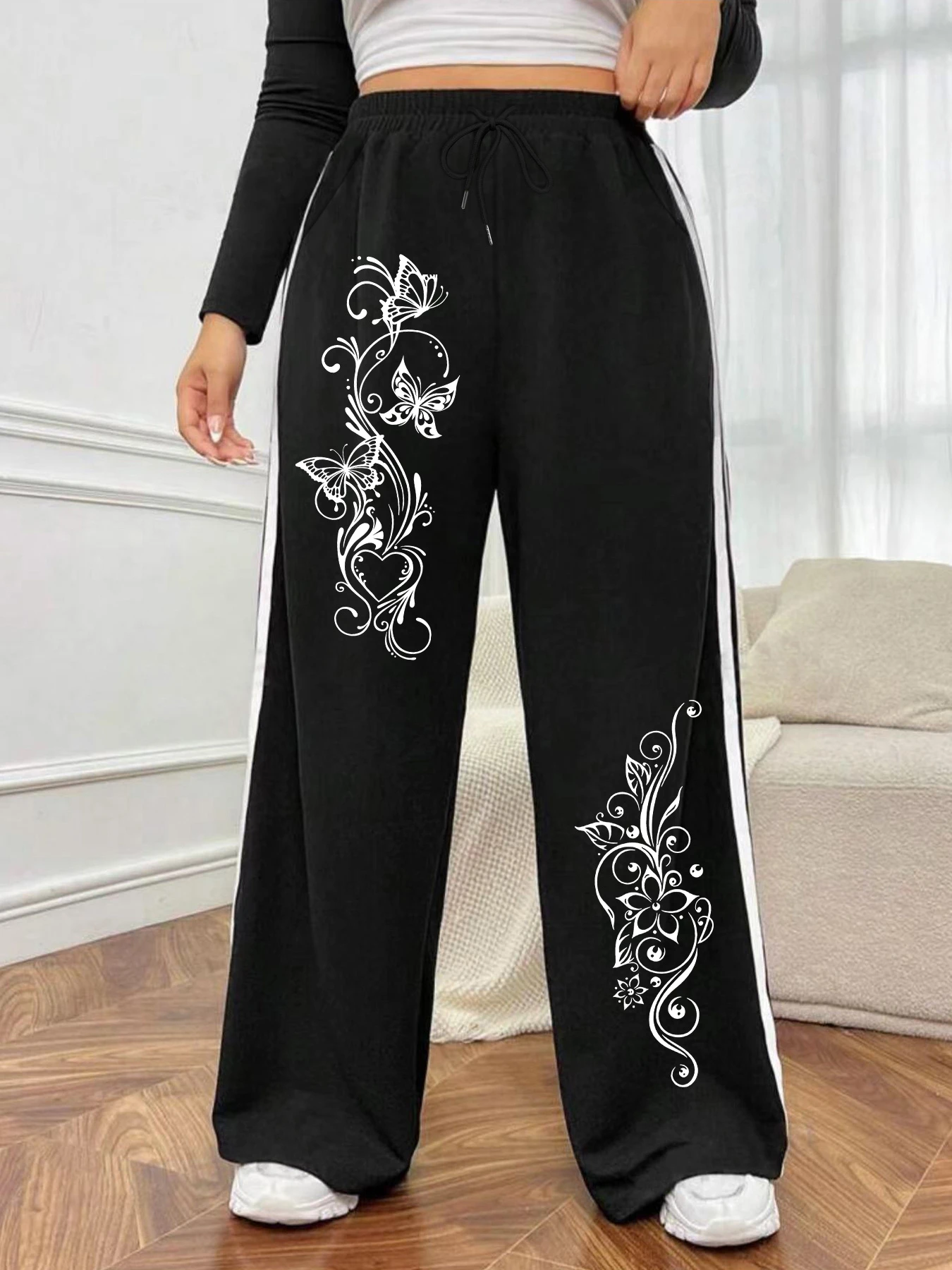 2026 New Style Women Wide Leg Sweatpants Butterfly Floral Heart Vine Print Side Contrast Stripe Casual Street Trousers kids